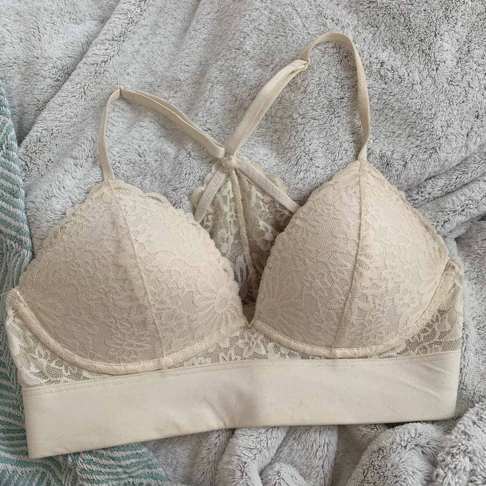 Victoria Secret cream lace bralette